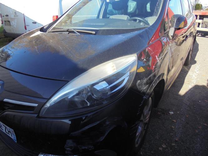 Appuie-tête Avant RENAULT GRAND SCENIC 3 PHASE 3 - Réf 864501397R - Occasion Bon état