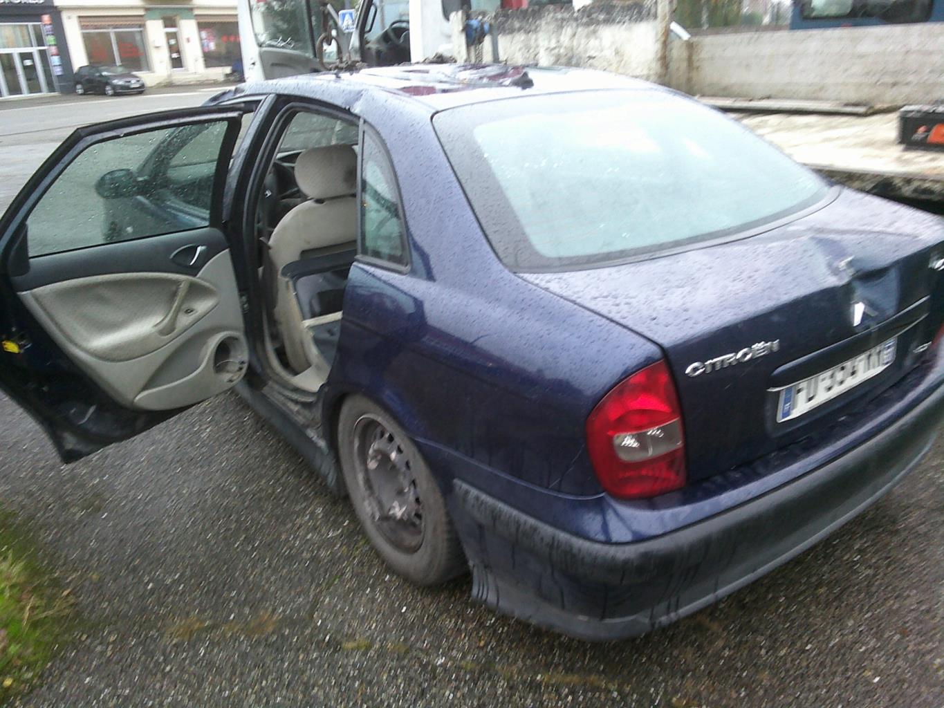 Foto pieza de coche