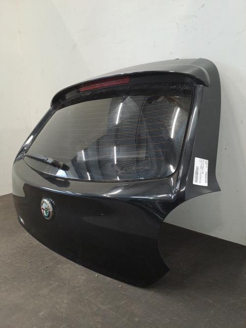 Image Malle/Hayon arriere - ALFA ROMEO MITO