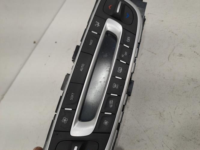 Image Commande chauffage - RENAULT SCENIC 3