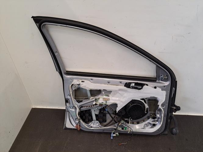 Image Porte avant gauche - PEUGEOT 607