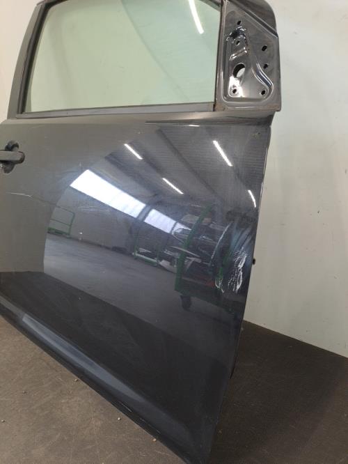 Image Porte avant droit - DAIHATSU SIRION 2