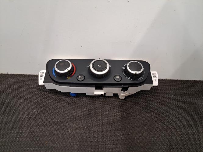 Image Commande chauffage - RENAULT MEGANE 3
