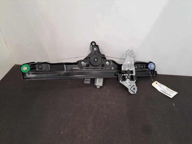 Image Moteur leve vitre avant gauche - NISSAN QASHQAI 2