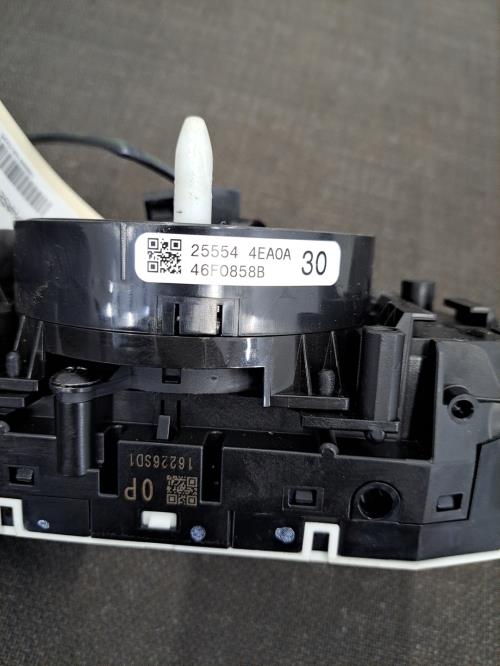 Image Com (Bloc Contacteur Tournant+Commodo Essuie Glace+Commodo Phare) - NISSAN QASHQAI 2
