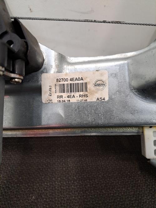 Image Leve vitre electrique arriere droit - NISSAN QASHQAI 2
