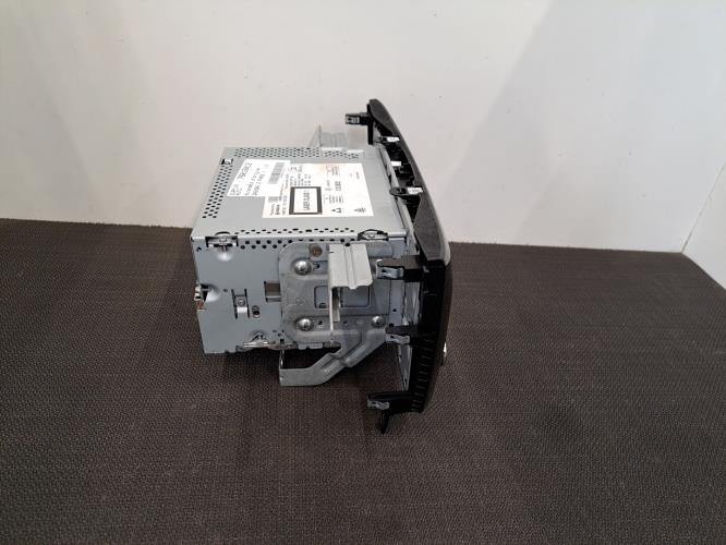 Image Autoradio d'origine - NISSAN QASHQAI 2
