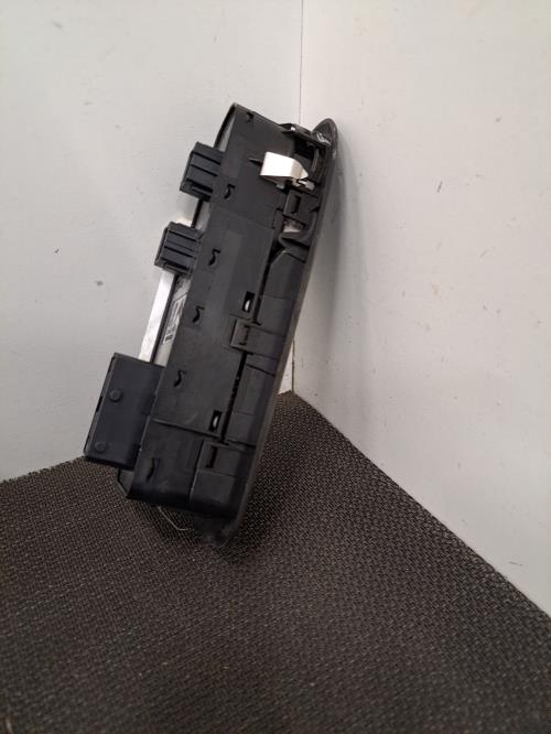 Image Interrupteur de leve vitre - PEUGEOT 508 1 SW