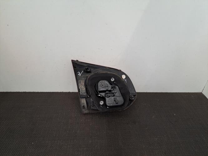 Image Feu arriere secondaire droit (feux) - VOLKSWAGEN GOLF 6