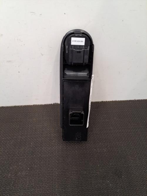 Image Interrupteur de leve vitre - VOLKSWAGEN GOLF 6