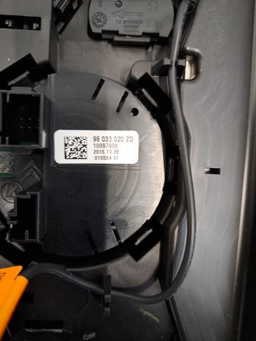 Image Eclairage de plafonnier - PEUGEOT 508 1 SW