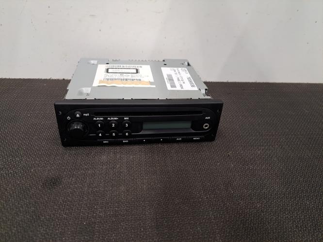 Image Autoradio d'origine - DACIA LOGAN MCV 1