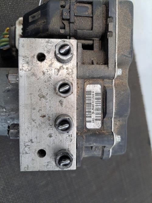 Image Bloc ABS (freins anti-blocage) - PEUGEOT 508 1 SW
