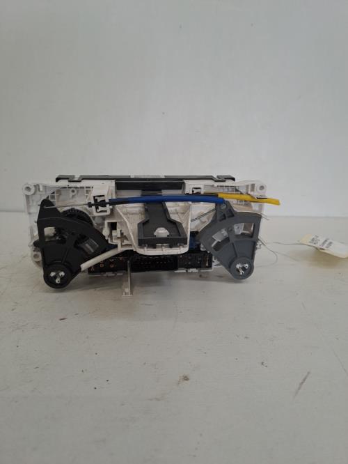 Image Commande chauffage - NISSAN NV200