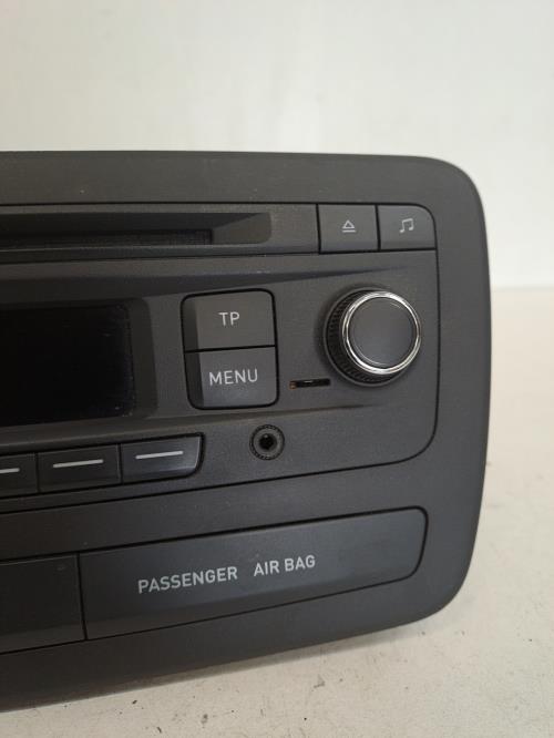 Image Autoradio d'origine - SEAT IBIZA 4