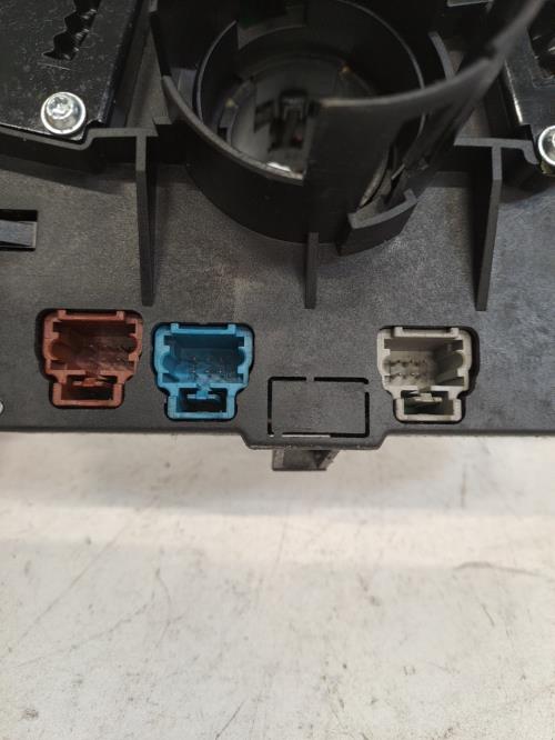 Image Com (Bloc Contacteur Tournant+Commodo Essuie Glace+Commodo Phare) - PEUGEOT 207