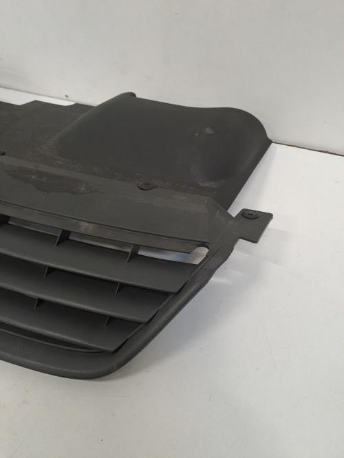 Image Calandre - FORD C-MAX 1