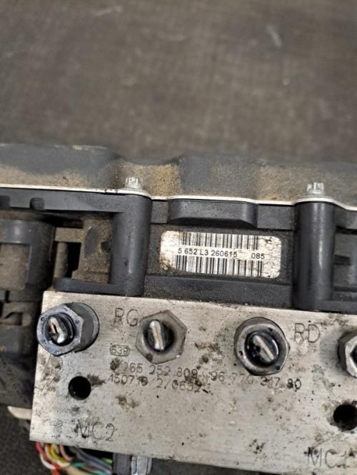Image Bloc ABS (freins anti-blocage) - PEUGEOT 508 1 SW
