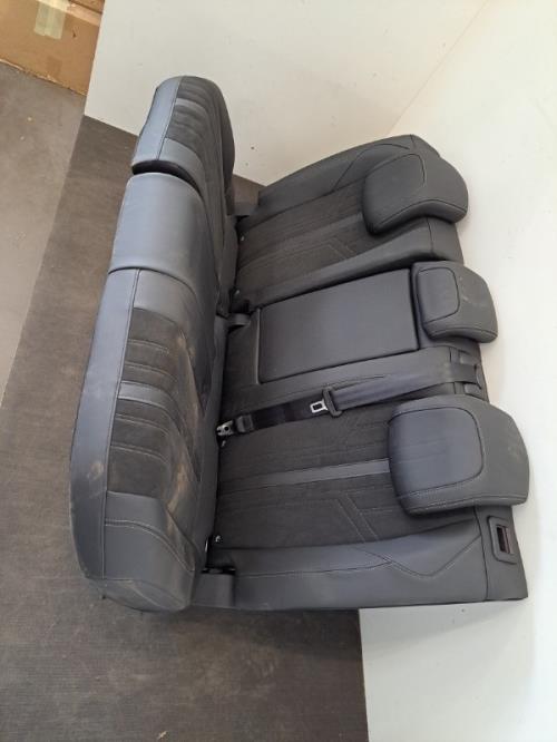 Image Interieur complet - PEUGEOT 3008 2