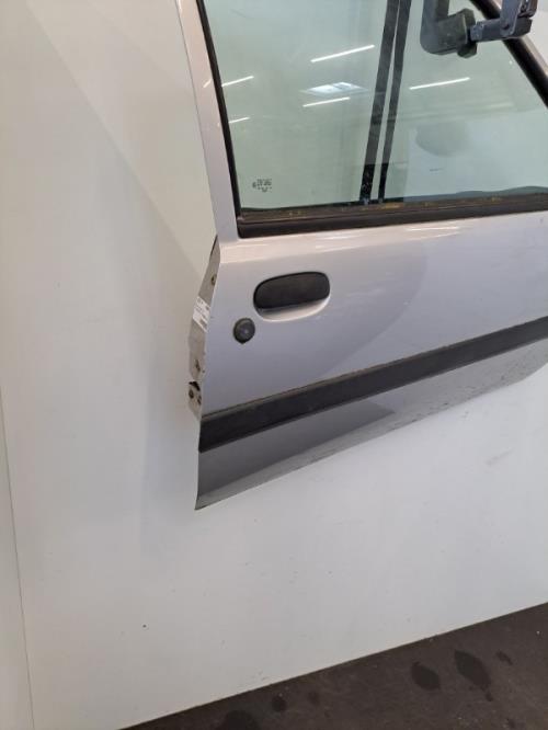 Image Porte avant droit - FORD FIESTA 4