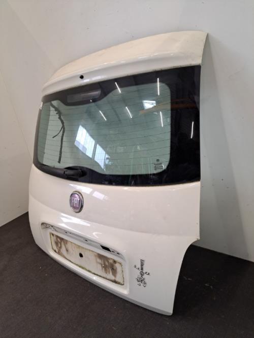 Image Malle/Hayon arriere - FIAT 500 2