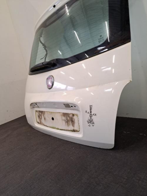 Image Malle/Hayon arriere - FIAT 500 2