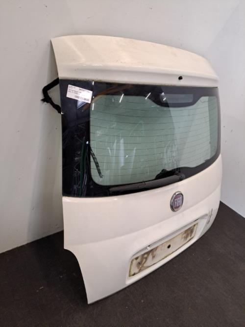 Image Malle/Hayon arriere - FIAT 500 2