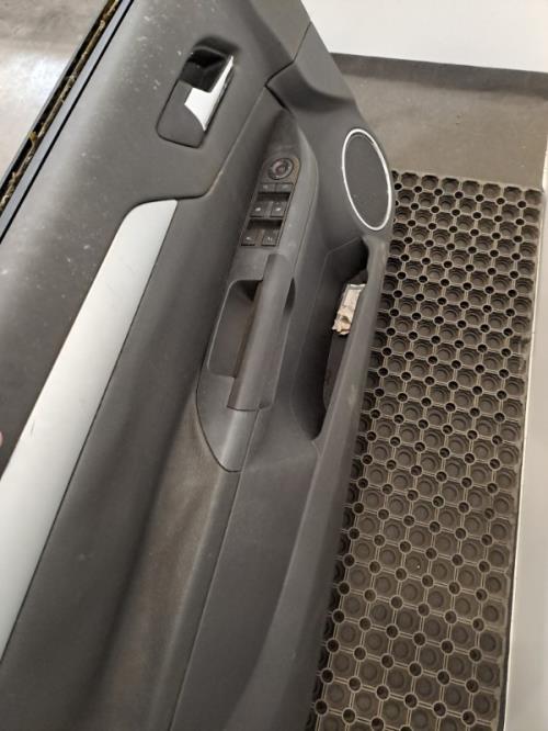 Image Porte avant gauche - VAUXHALL TIGRA 2
