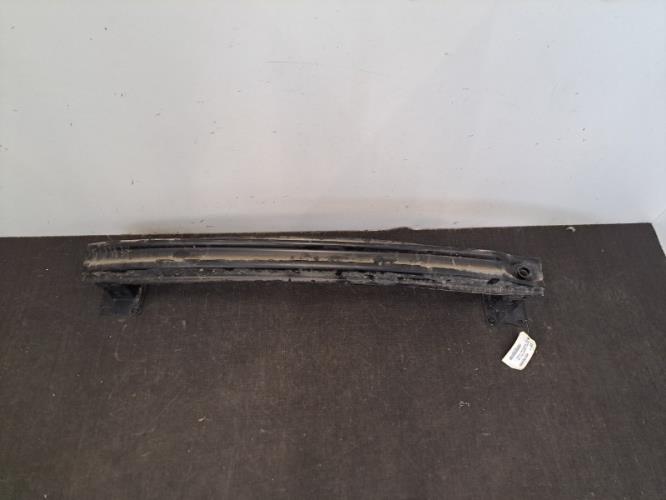 Image Renfort pare choc arriere (traverse) - VOLKSWAGEN GOLF