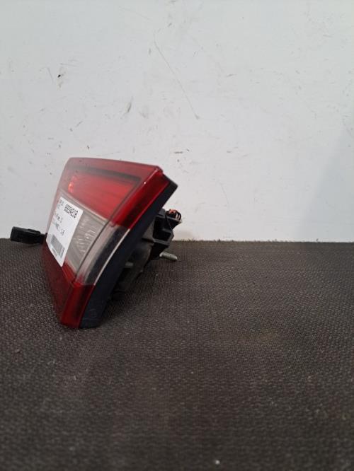 Image Feu arriere secondaire droit (feux) - RENAULT CLIO 4
