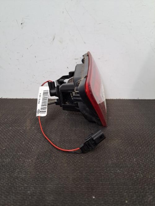 Image Feu arriere secondaire droit (feux) - RENAULT CLIO 4
