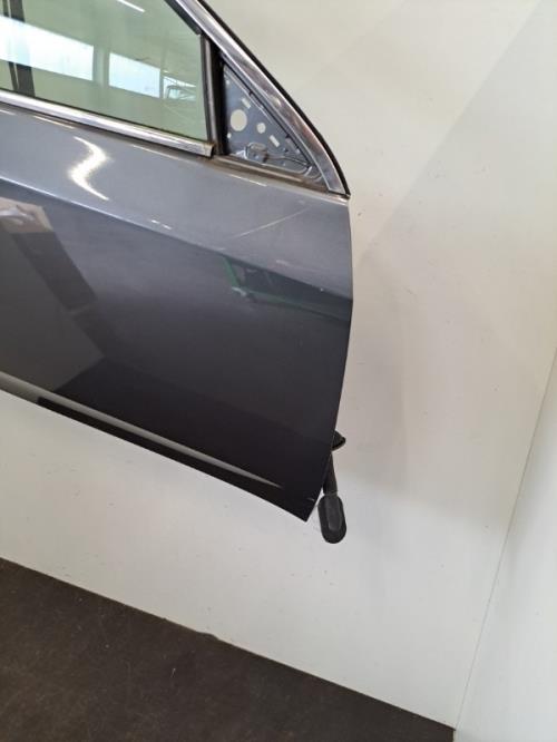 Image Porte avant droit - HONDA ACCORD 8