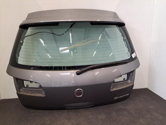 Image Malle/Hayon arriere - FIAT CROMA 2