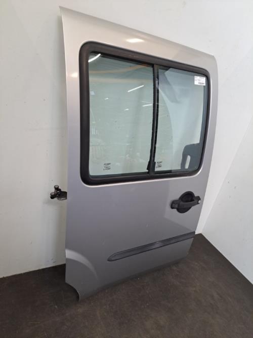 Image Porte laterale droit - FIAT DOBLO 1