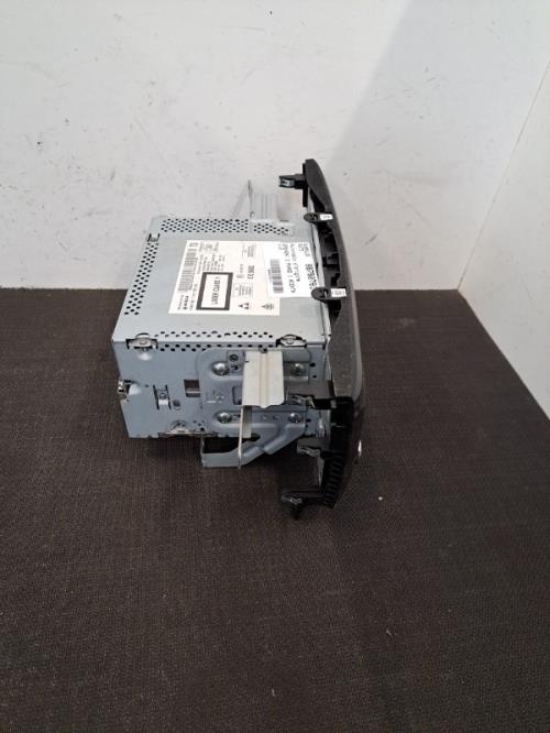 Image Autoradio d'origine - NISSAN QASHQAI 2