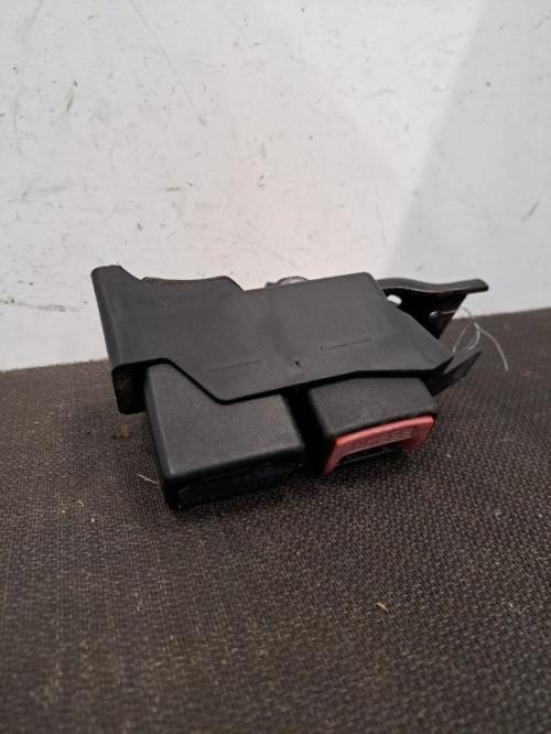 Image Attache ceinture arriere gauche - RENAULT CLIO 3