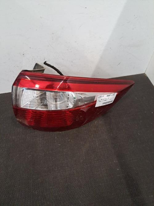 Image Feu arriere principal droit (feux) - FORD C-MAX 2