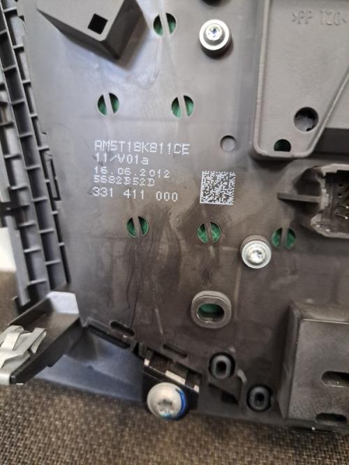 Image Facade autoradio - FORD C-MAX 2