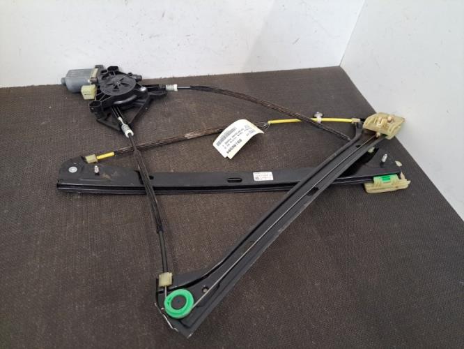 Image Moteur leve vitre avant droit - VOLKSWAGEN GOLF