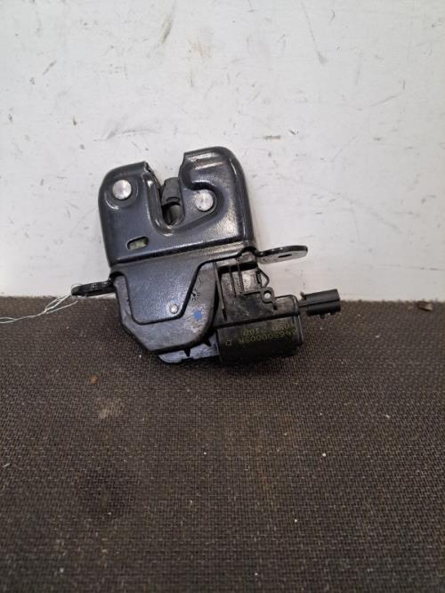 Image Serrure de hayon - RENAULT CLIO 4