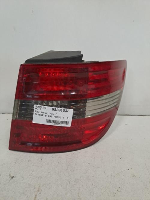 Image Feu arriere principal droit (feux) - MERCEDES CLASSE B 245