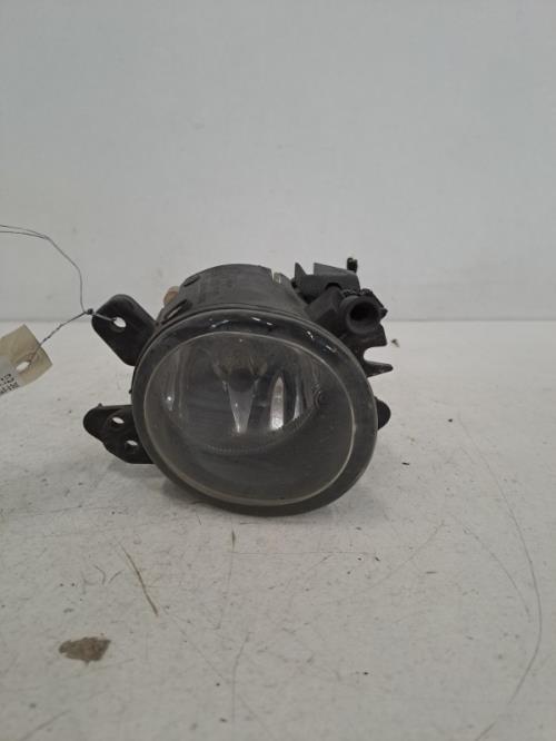 Image Anti brouillard droit (feux) - MERCEDES CLASSE B 245