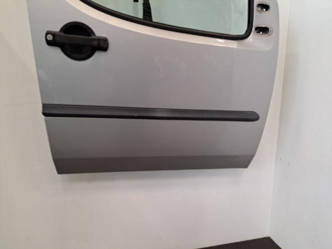 Image Porte avant droit - FIAT DOBLO 1