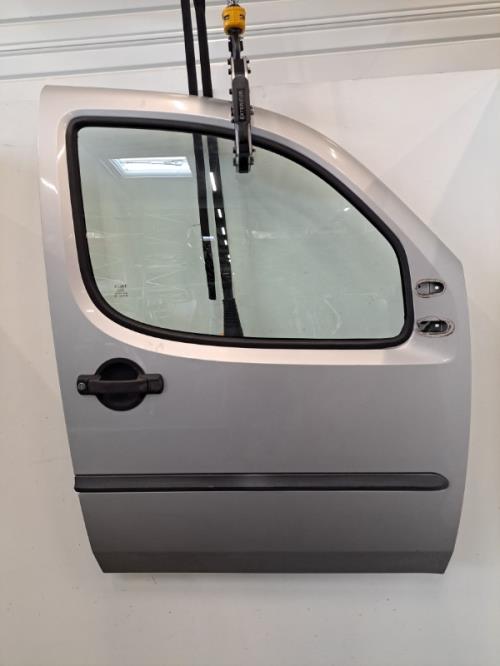 Image Porte avant droit - FIAT DOBLO 1
