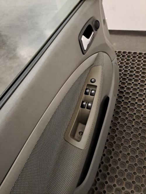 Image Porte avant gauche - CHEVROLET NUBIRA