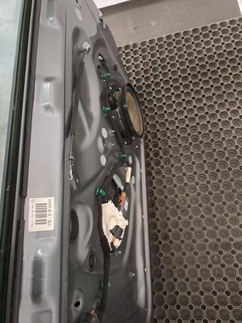 Image Porte avant droit - VOLKSWAGEN GOLF 5