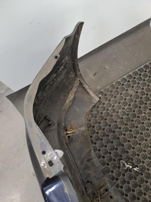 Image Pare choc arriere - VOLKSWAGEN GOLF 4