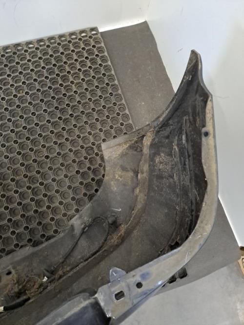 Image Pare choc arriere - VOLKSWAGEN GOLF 4