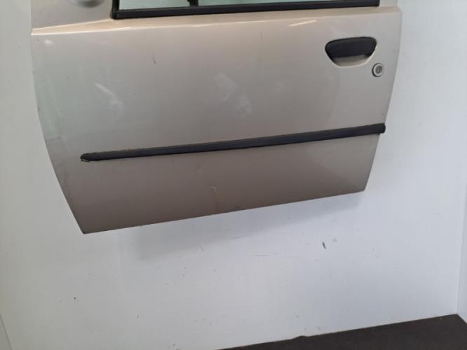 Image Porte avant gauche - FIAT PUNTO 2