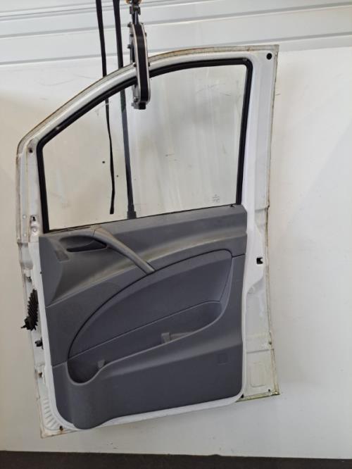 Image Porte avant droit - MERCEDES VITO 639